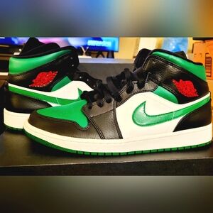 Air Jordan 1 Mid, Black/Green/White/Red, Men's Size 12